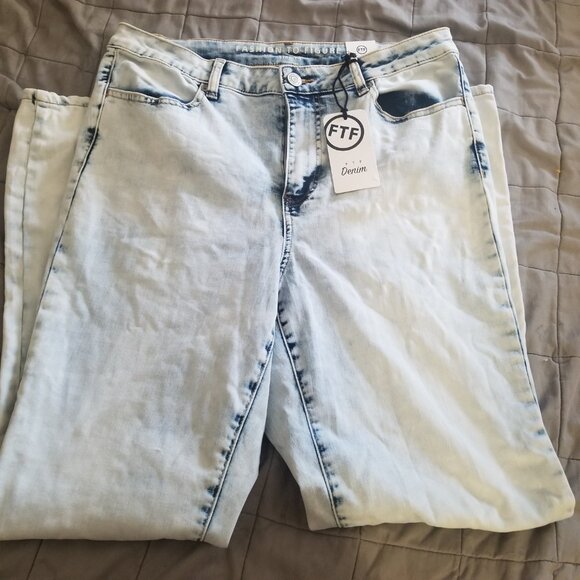 Brand new with Tags FTF ripped High waisted Jean's. - Picture 4 of 7